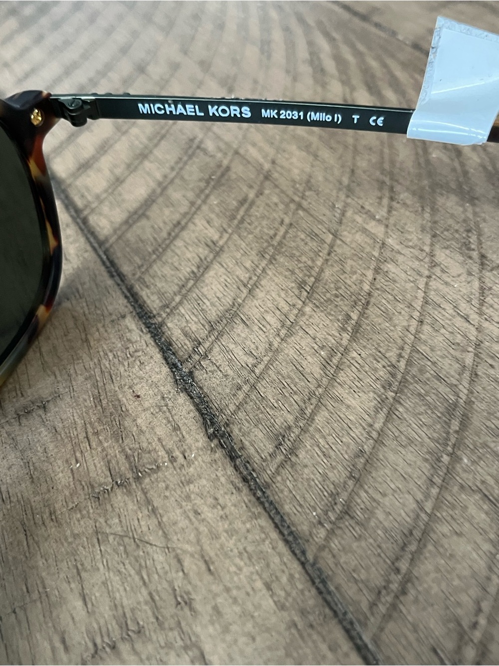 NEW w/CASE MICHAEL KORS SUNGLASSES w/ cleaning cloth and Instructions MK 2031 - Picture 7 of 9